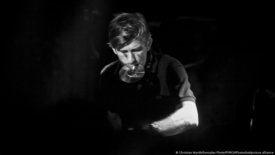 Ֆրանսիան սգում է DJ Kavinsky-ի մահը Փարիզում